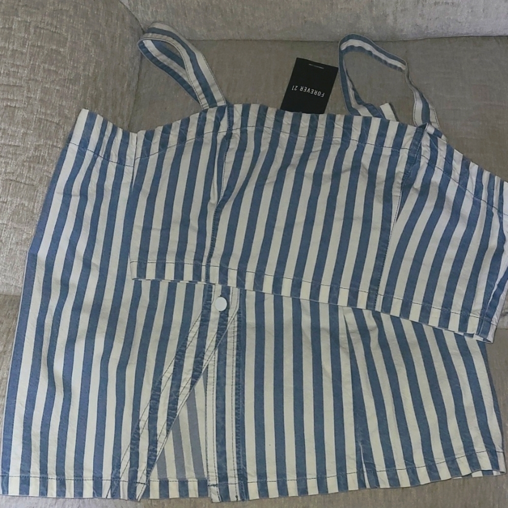 Two-piece skirt set